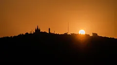 Vyšehrad rozvíjí pražskou duši výhledy a legendami na každém kroku