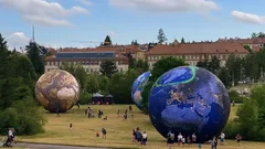 Obří planety a světelná show na Kraví hoře okouzlí celou rodinu
