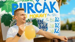 Burčák v roce 2025 překvapí pozdějším začátkem a silnější atmosférou