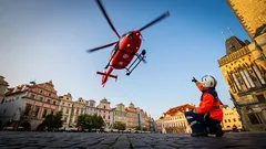 Formace 11 vrtulníků přinese atmosféru, která spojuje generace